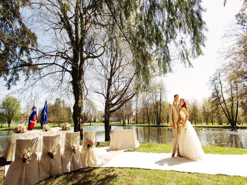 Elegans Hotel Brdo Kranj Ngoại thất bức ảnh